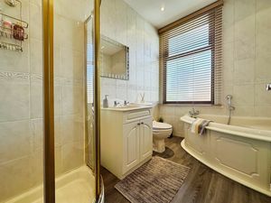 Photo 6- click for photo gallery